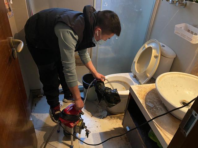 乐山马桶疏通-疏通下水道